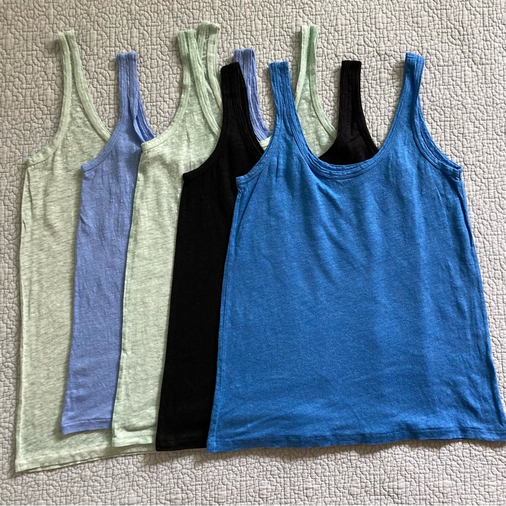 5️⃣ J.Crew Vintage Linen Tank Tops